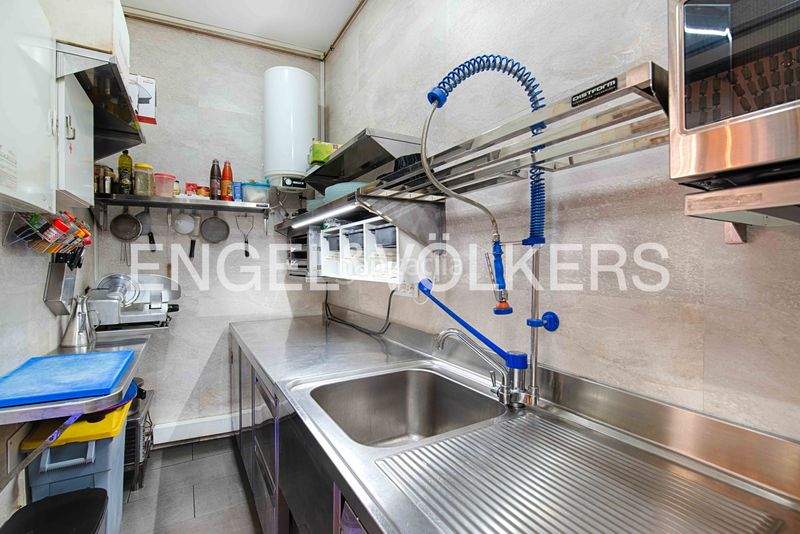 Foto 43eca6bd-ba99-43b8-8a14-093c5601cea2. Local comercial a La Vila Llançà