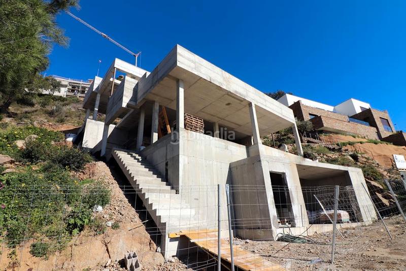 Foto afc6856e-3865-419e-81f6-ee00b93d67a4. Chalet avec piscine dans Puig Rom-Canyelles-Almadrava Roses