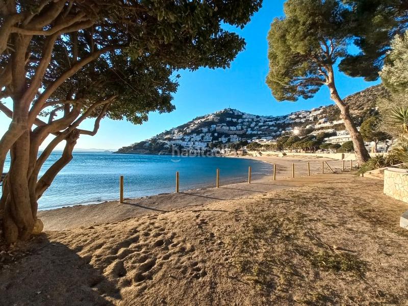 Foto cbcbc927-3e5b-4310-bbbd-693cff3c3841. Chalet avec piscine dans Puig Rom-Canyelles-Almadrava Roses