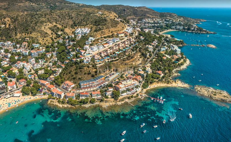 Foto d580c082-7d9f-4d63-b54c-956a6c30ac5c. Chalet avec piscine dans Puig Rom-Canyelles-Almadrava Roses