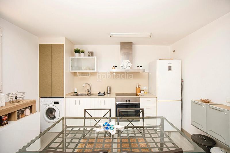Foto 3157e410-9a3b-4eff-8d92-97351e7c6972. Piso encantador apartamento con terraza privada a pocos minutos del centro en Cadaqués