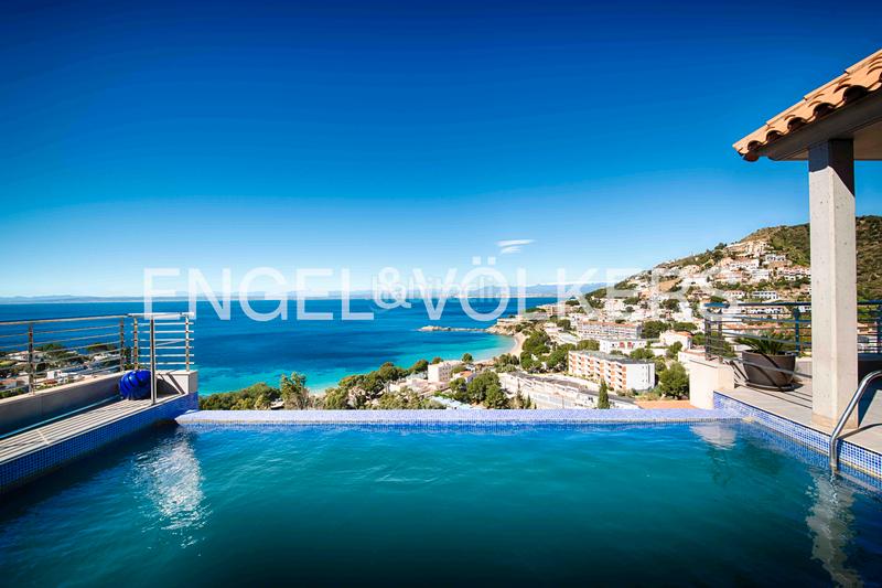 Foto 47ac3297-0b18-47e9-851a-28dbe556620a. Chalet mit parking pool in Puig Rom-Canyelles-Almadrava Roses