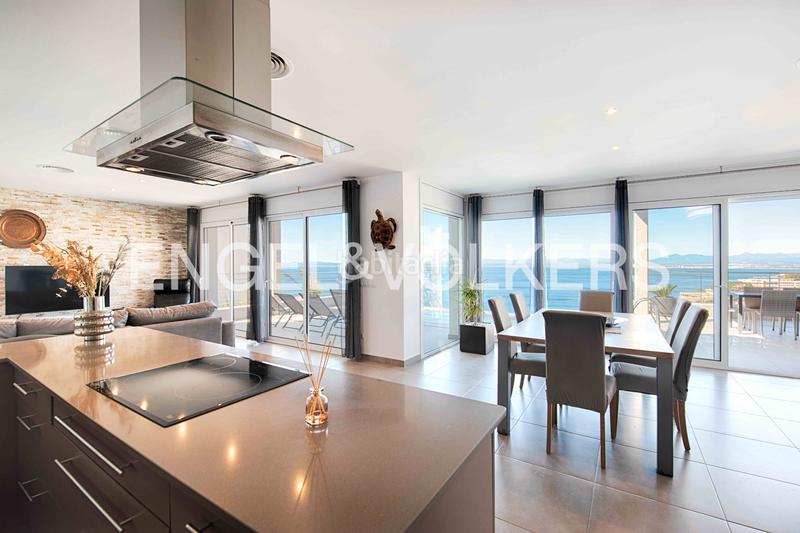 Foto 5d6d2662-f0a7-4035-aa2e-63e28a25a228. Chalet mit parking pool in Puig Rom-Canyelles-Almadrava Roses