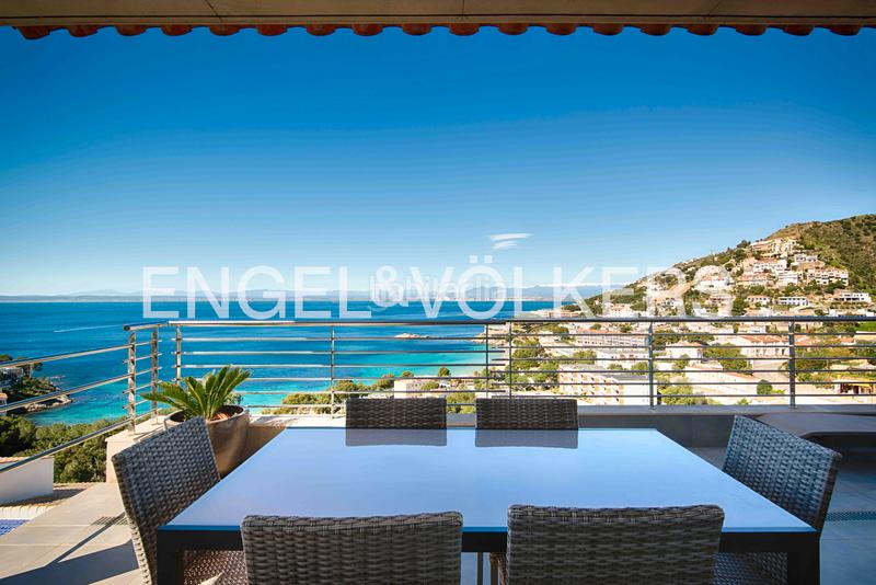 Foto db249972-f7bf-47f8-a5a6-1124c94238c9. Chalet mit parking pool in Puig Rom-Canyelles-Almadrava Roses