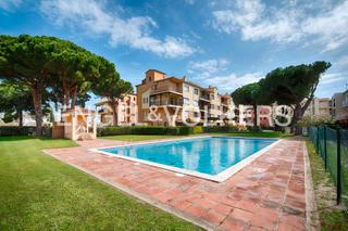 Terreny residencial  Carrer badia-gran reserva. ¡oportunidad única en gran reserva, empuriabrava! 8 parcelas exc