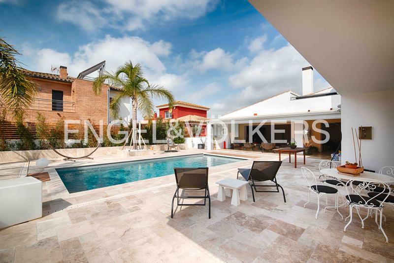 Foto 06fc5661-d1bb-4580-90a7-ce1973728093. Chalet mit parking pool in Castelló d´Empúries