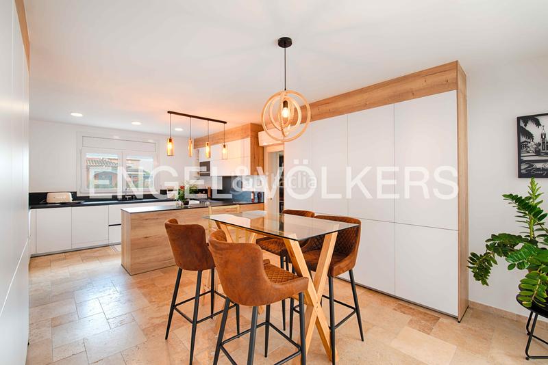 Foto 1edaf928-7f8c-4aba-a516-0d9a35a55801. Chalet mit parking pool in Castelló d´Empúries