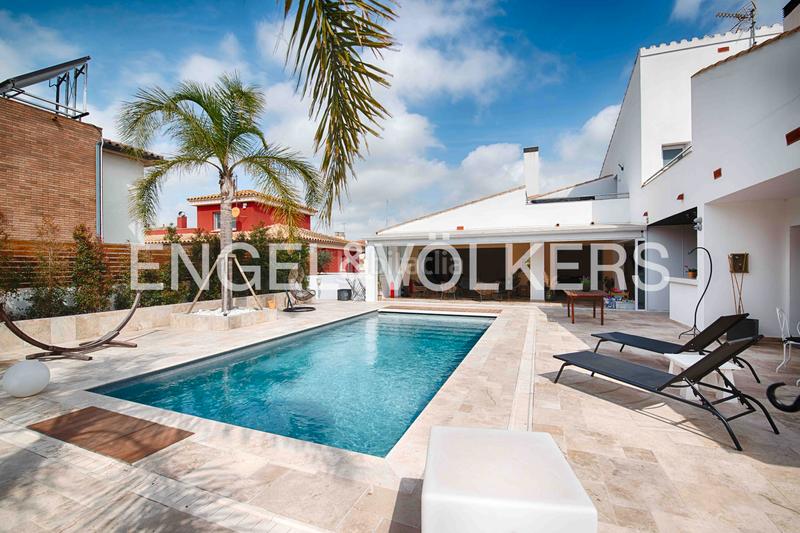 Foto 62ada067-2fb3-48a4-83ab-bcac38c03fd4. Chalet mit parking pool in Castelló d´Empúries