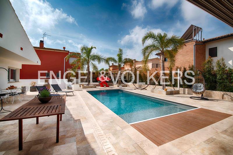 Foto 965f5231-3d2c-4bb6-8910-327479b33165. Chalet mit parking pool in Castelló d´Empúries