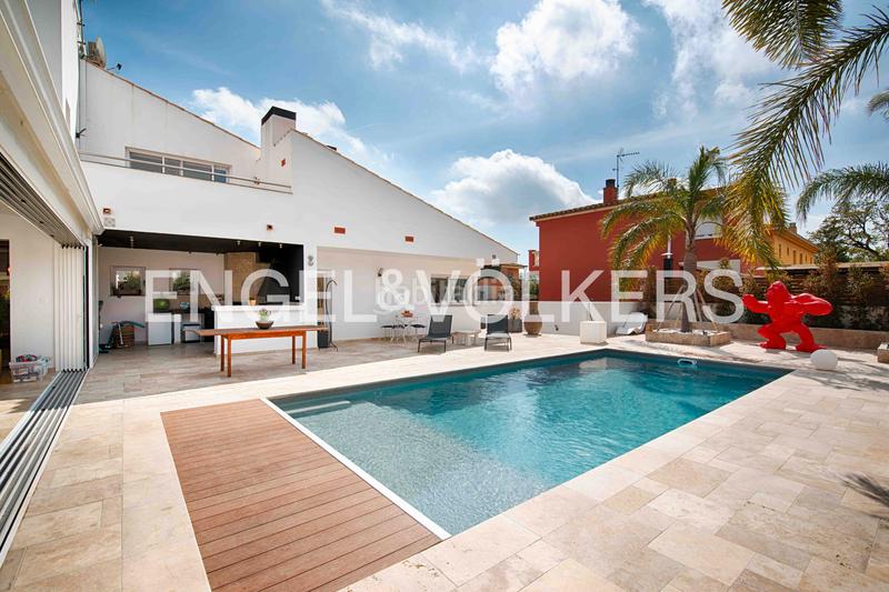 Foto a77f13da-68a0-4220-b57f-2bf2562cceba. Chalet mit parking pool in Castelló d´Empúries