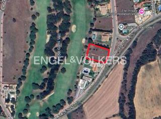 Terreny residencial  Carrer comtes de peralada. Exclusivo terreno en el golf de peralada – alt empordà