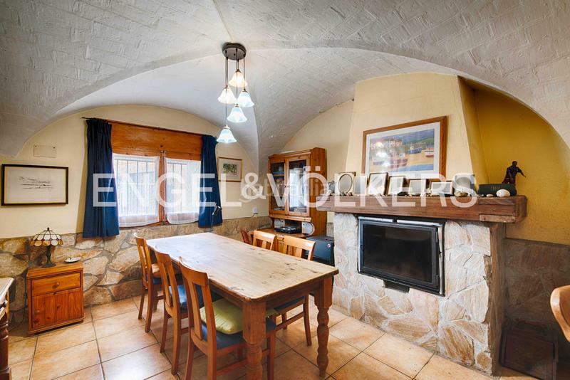 Foto c4918722-22a8-4128-984a-200a0af72331. Casa in carrer roca de la balena 3 in Vilajuïga