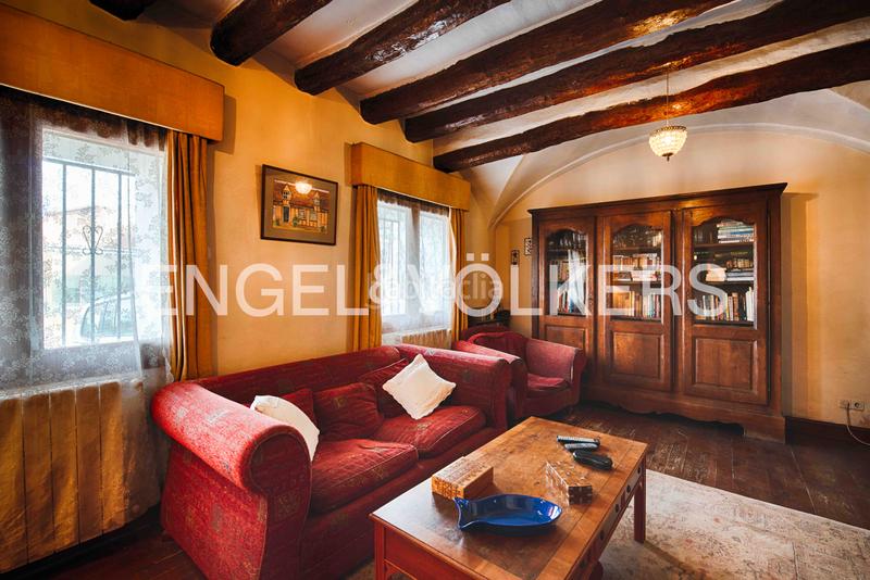 Foto c70c2964-cbf4-4038-9c6f-c64f88f3a66d. Casa in carrer roca de la balena 3 in Vilajuïga