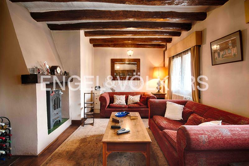 Foto cbd412d2-7b54-4b5c-8a29-0e7a1919bfd4. Casa in carrer roca de la balena 3 in Vilajuïga