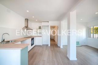 Erdgeschoss  Desconocido. Bonito y amplio apartamento a estrenar en cau del llop, llançà