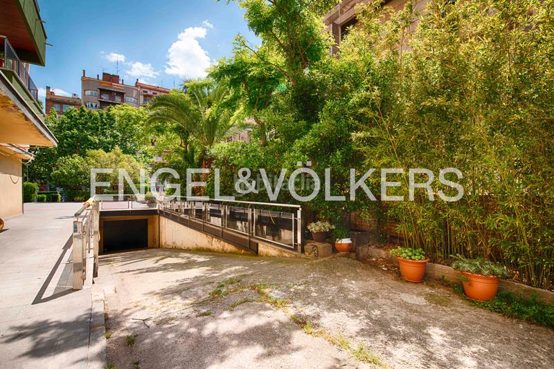 Foto 8d6fee37-99e9-4f78-a9cb-7d7a5a65967d. Car parking in Poble Nou-Olivar Gran Figueres