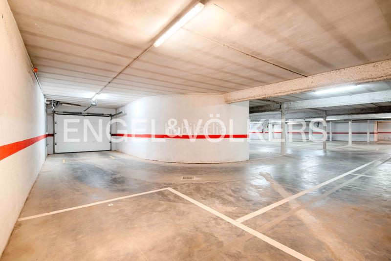 Foto 445acd9b-3823-4a91-a288-d9d3d1adf41d. Autoparkplatz in Poble Nou-Olivar Gran Figueres