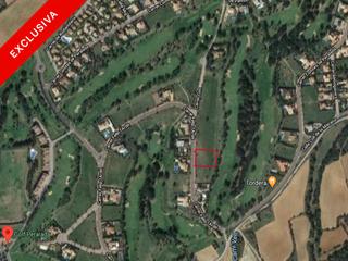 Terreny residencial a Carrer felip l'ardit 31. Terreno a la venta en golf peralada