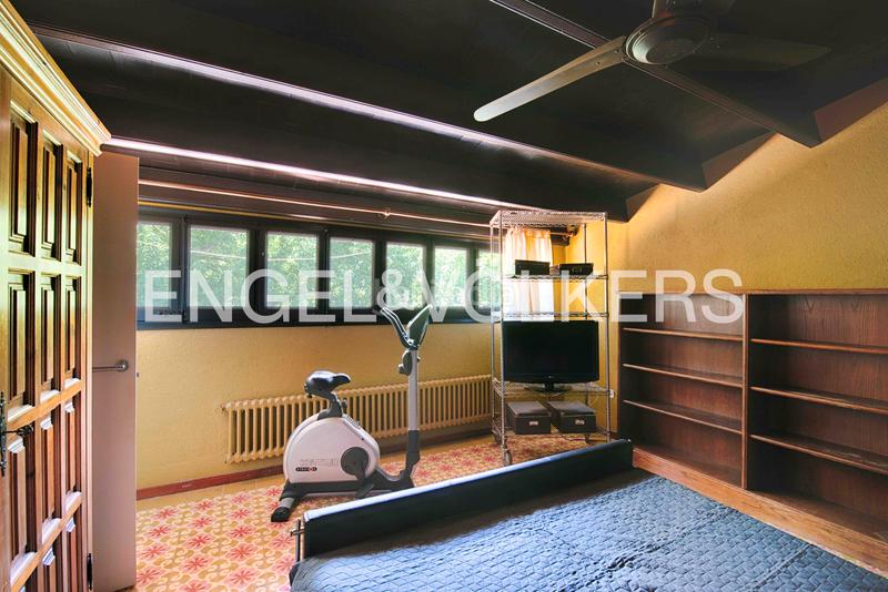 Foto 054d77d1-97f3-4980-84cb-a72300af720e. Chalet impresionante villa con historia y lujo en el castell de sant llorenç en Sant Llorenç de la Muga