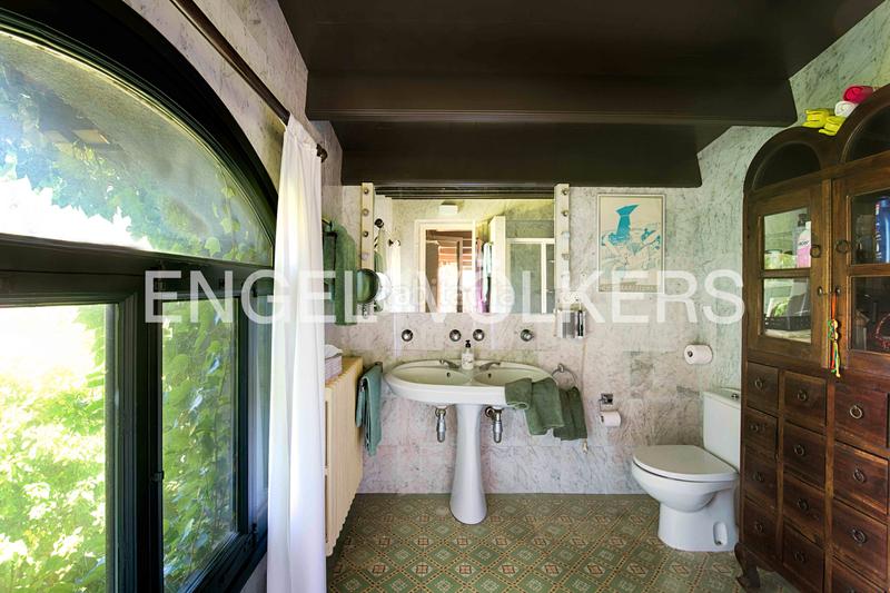 Foto 0b0c8610-65c3-4f85-9582-289be58607b0. Chalet impresionante villa con historia y lujo en el castell de sant llorenç en Sant Llorenç de la Muga