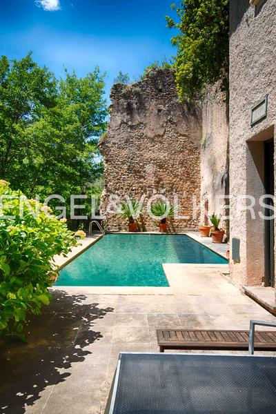 Foto 17d0616c-f75f-460a-9879-7e8b53fba9ad. Chalet impresionante villa con historia y lujo en el castell de sant llorenç en Sant Llorenç de la Muga