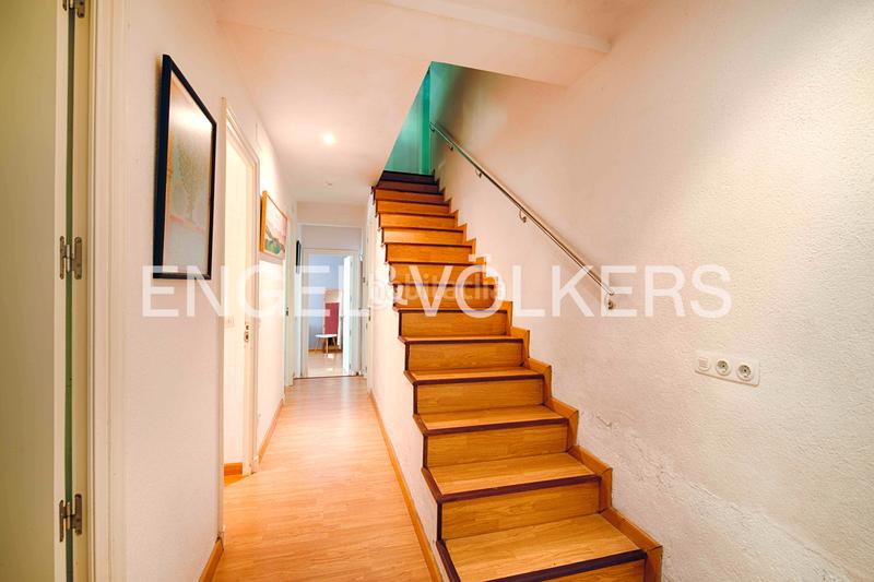 Foto 5d137682-68be-4bba-9697-d474b8aa15eb. Chalet impresionante villa con historia y lujo en el castell de sant llorenç en Sant Llorenç de la Muga