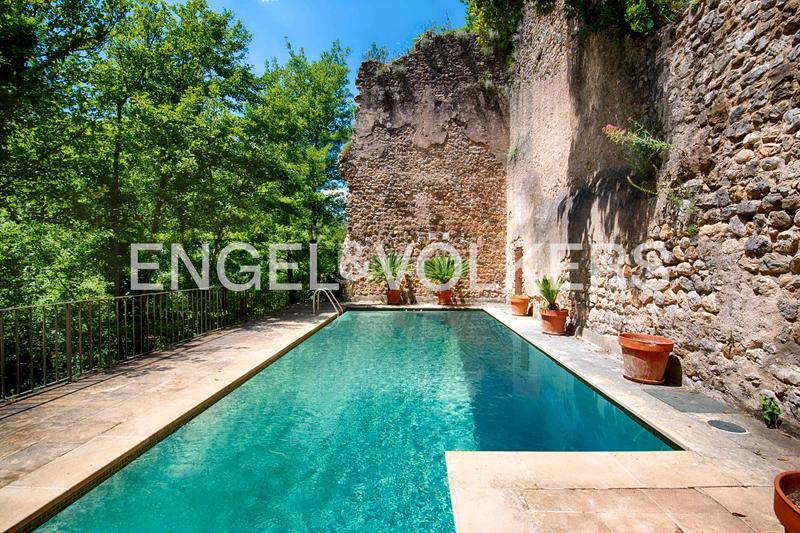 Foto 69348d82-5626-4b1e-9aec-22cb18030293. Chalet impresionante villa con historia y lujo en el castell de sant llorenç en Sant Llorenç de la Muga