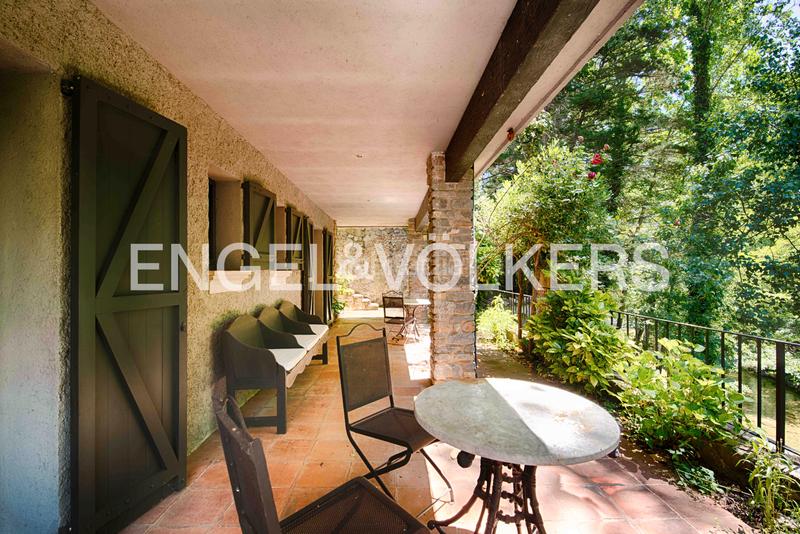 Foto 857d8a4a-6359-419e-aeb1-1e89722ff83e. Chalet impresionante villa con historia y lujo en el castell de sant llorenç en Sant Llorenç de la Muga