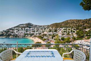 Maison  Carrer de joaquim sorolla. Bonito chalet adosado con impresionantes vistas a la playa de ca