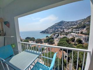 Estudi a Carrer de diego velázquez 42. Apartamento con vista fantástica a la playa de canyelles y licen