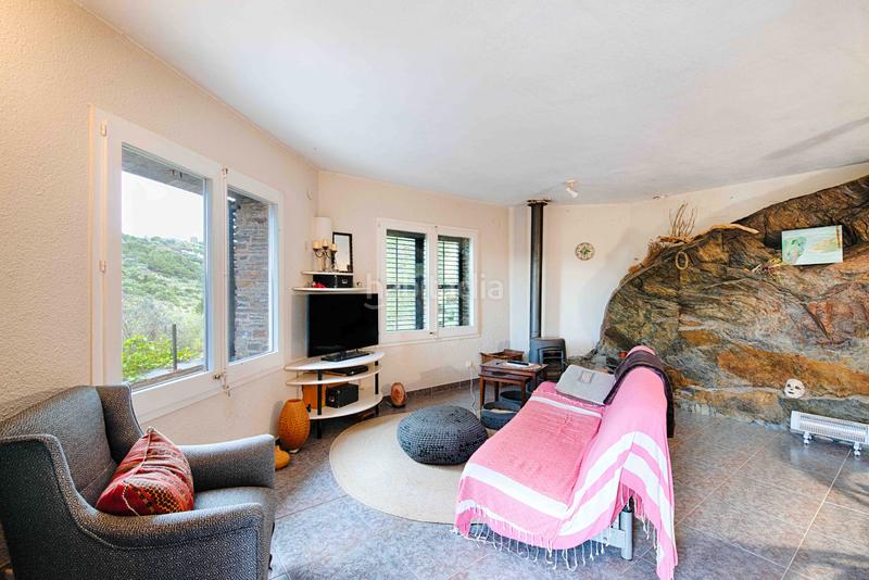Foto 1aeba6a9-4b25-4261-810a-558684b8bf87. Casa un refugio de excepción entre el mar y la naturaleza – caials, en Cadaqués