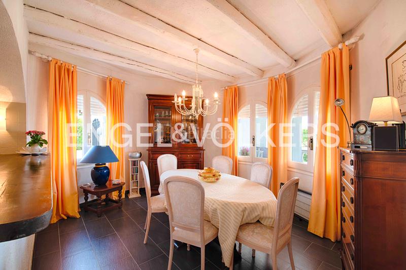 Foto 1a484fa0-e61d-4781-a5e8-13f4179b309f. Chalet con camino parcheggio piscina in Francolí - Freser - Noguera Empuriabrava