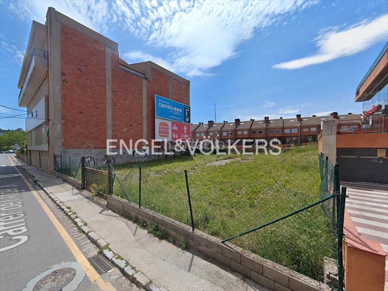 Foto bbcf4a1e-1075-4707-8036-9e45b1c4a245. Wohngrundstück in Creu de la Mà Figueres