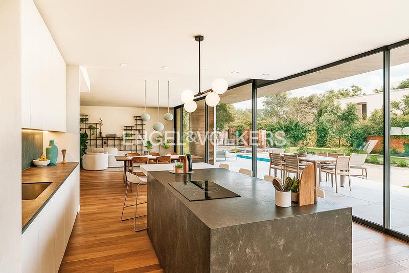 Foto bea2ec20-432c-4cd2-86a3-f064d133bc36. Chalet con camino riscaldamento parcheggio piscina in Peralada