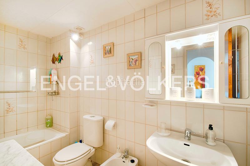Foto a983f283-7046-4712-985e-bfacb6cb79c7. Apartamento piso en planta baja con terraza y acceso a piscina comunitaria en Empuriabrava