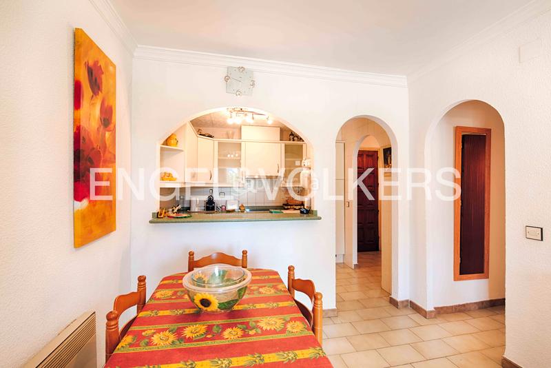Foto aa4f7803-93b5-4b7b-a95a-58304f232f18. Apartamento piso en planta baja con terraza y acceso a piscina comunitaria en Empuriabrava