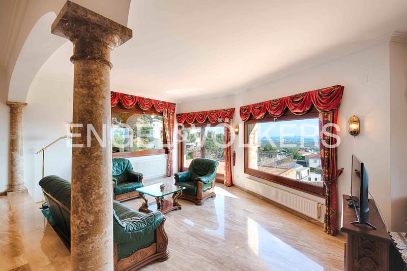 Foto f094a089-8b7a-4a08-b6a0-a0b930571555. Chalet exclusiva villa con encanto y vistas panorámicas en Palau-saverdera