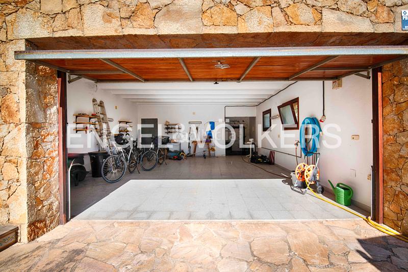 Foto fd9d13d5-32bd-48ba-9320-8b9d07c86027. Chalet exclusiva villa con encanto y vistas panorámicas en Palau-saverdera