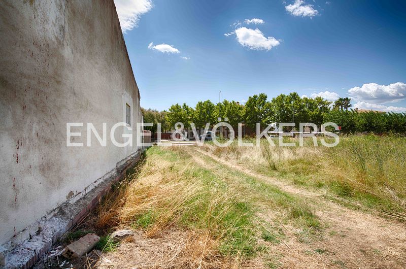 Foto a439e259-54f0-4e5b-9f99-43a361ef4212. Terreno residencial terreno edificable de 148 m² en Empuriabrava