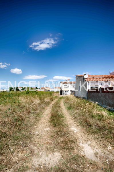 Foto e6894ffd-9472-4035-a222-5cd8b2926346. Terreno residencial terreno edificable de 148 m² en Empuriabrava