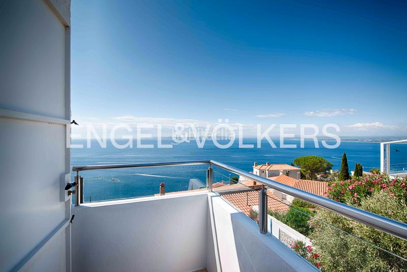 Foto 0293ed94-3608-447a-b76e-52bf79a4be6b. Casa villa con impresionantes vistas en Puig Rom-Canyelles-Almadrava Roses