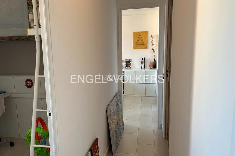 Foto 12eb1844-9086-40de-869f-b96493e35c61. Etagenwohnung mit kamin in Centre Figueres