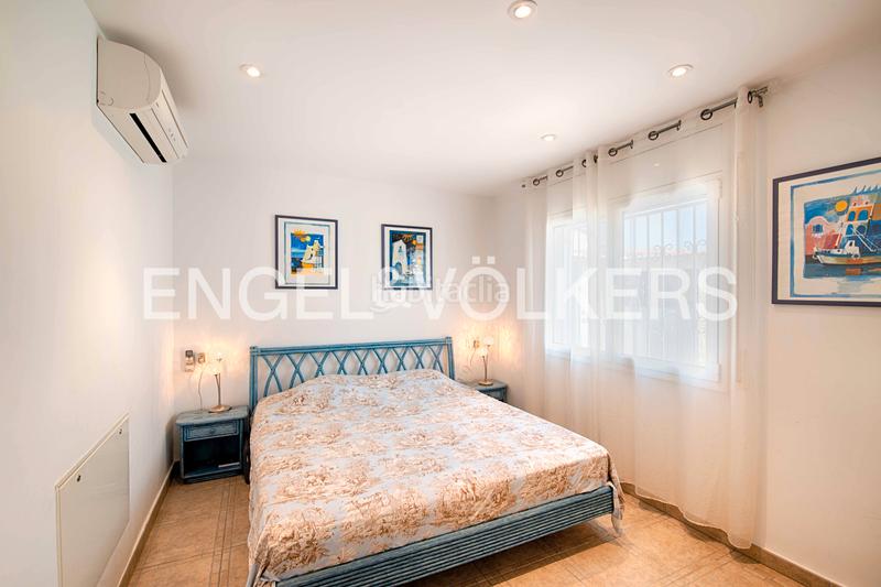 Foto 5668299c-8e61-48ed-88f4-96c3ff9b1f09. Maison avec parking piscine dans Peni Empuriabrava