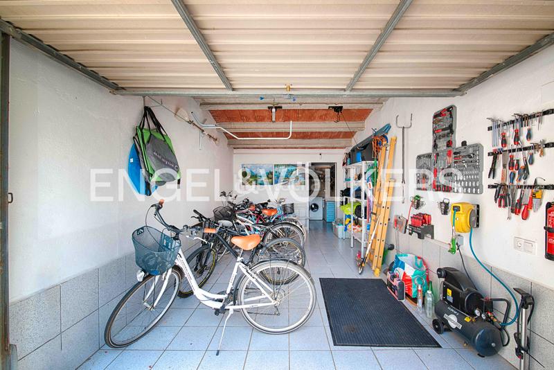 Foto a97bb0be-ecb3-4223-9128-834c790cbec2. Maison avec parking piscine dans Peni Empuriabrava