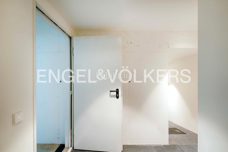 Foto 821879fd-6162-4eb0-9c25-68027911e2f0. Casa  contemporánea de alto standing con jardín, estudio independiente y posibilidad de piscina en Cadaqués