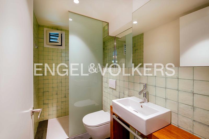 Foto bc79cdef-1c19-4a77-b6c5-1eb5d93a0368. Casa  contemporánea de alto standing con jardín, estudio independiente y posibilidad de piscina en Cadaqués