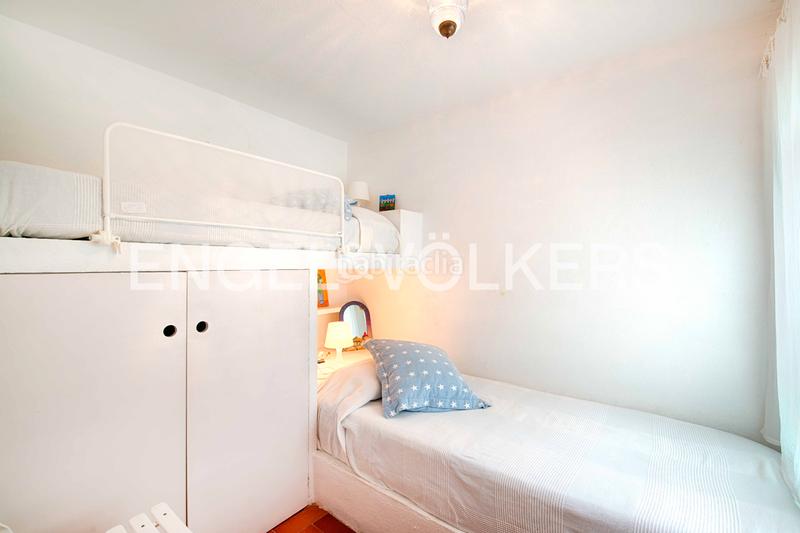 Foto 46687343-d889-4b57-9295-3ecb6503644c. Apartamento encantador ático con terraza soleada y licencia turística en Cadaqués