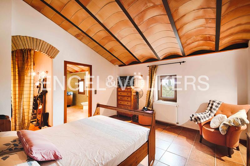 Foto 3f9292dc-1fdb-4002-9e4f-e9a7ac6a8652. Casa con camino in Castelló d´Empúries