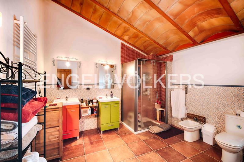 Foto 514cb81b-db6d-4e9a-8291-1dfc5c66ad9c. Casa con camino in Castelló d´Empúries