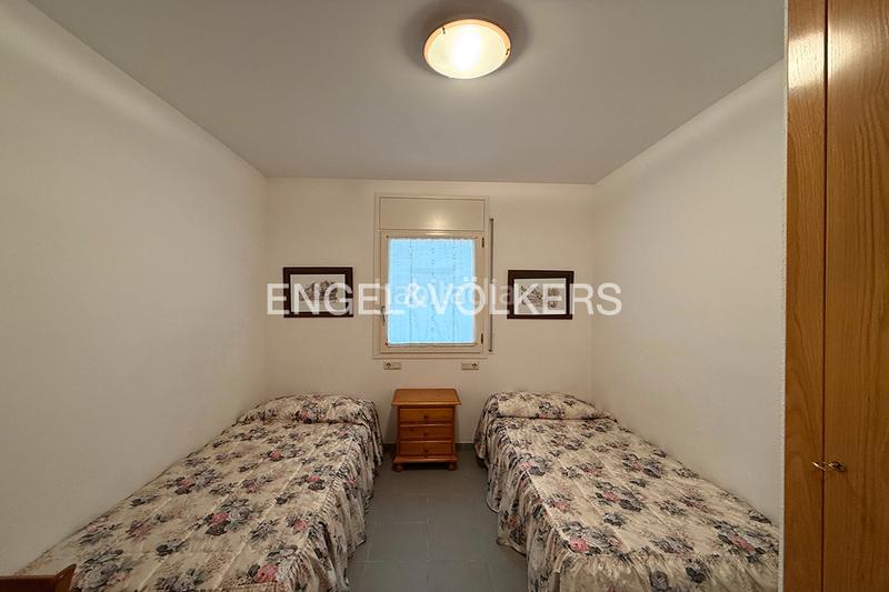 Foto 36e72149-be4c-43a3-a055-78945d3a3241. Piso espacioso apartamento en el corazón de La Vila en Llançà